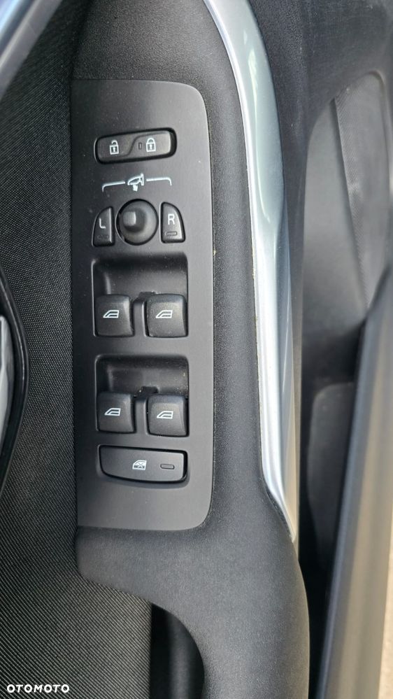 Volvo V40 Cross Country D2 Geartronic Ocean Race - 13