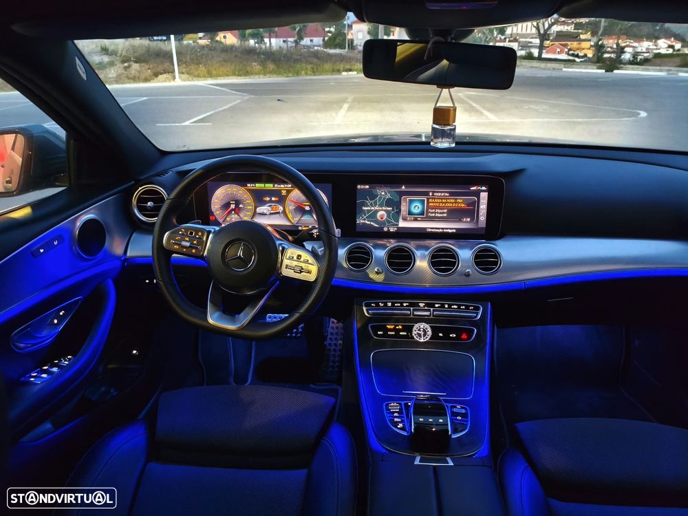 Mercedes-Benz E 300 de AMG Line - 38