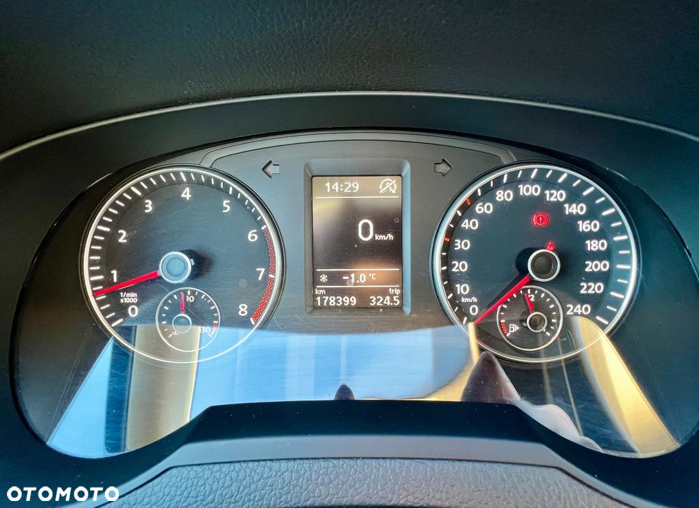 Volkswagen Sharan 1.4 TSI BMT Highline - 22