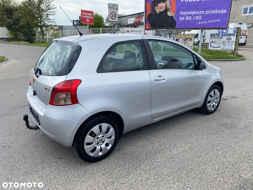 Toyota Yaris - 26