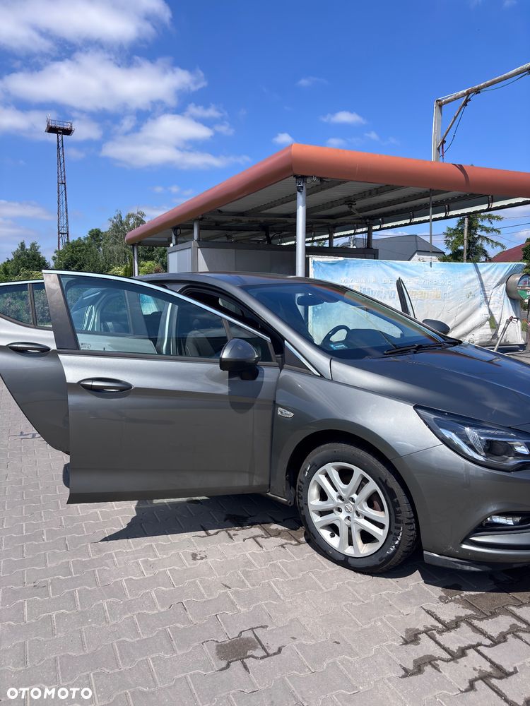 Opel Astra 1.6 CDTI Dynamic - 18