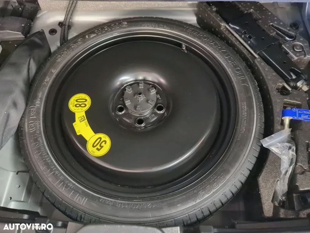 Volvo XC 40 - 9