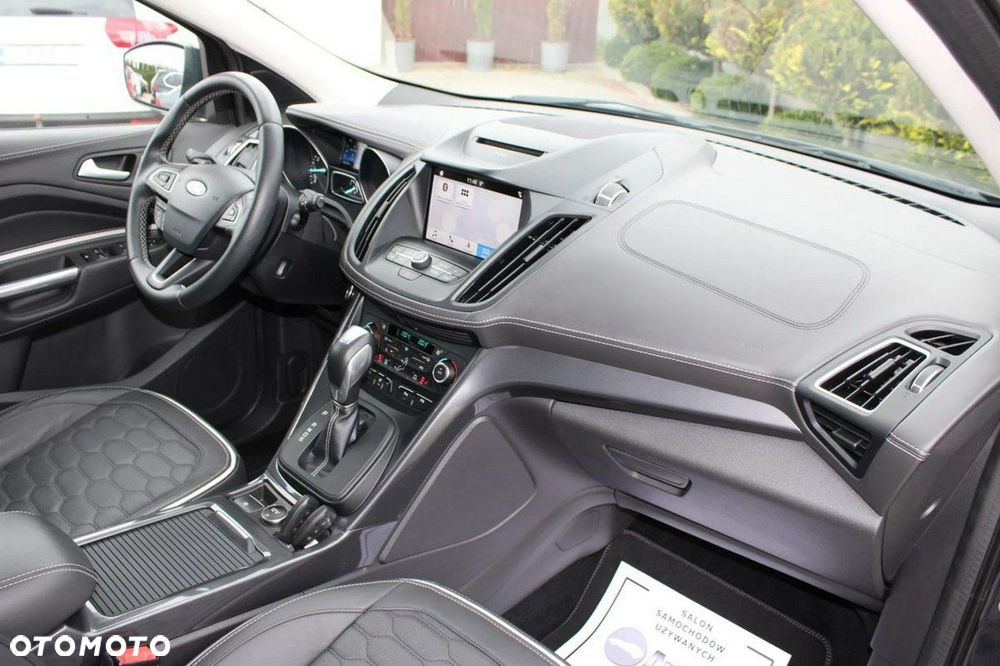 Ford Kuga 1.5 EcoBoost 2x4 Vignale - 33