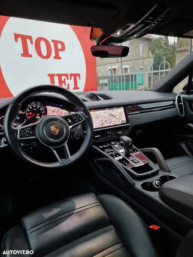 Porsche Cayenne Coupe - 26