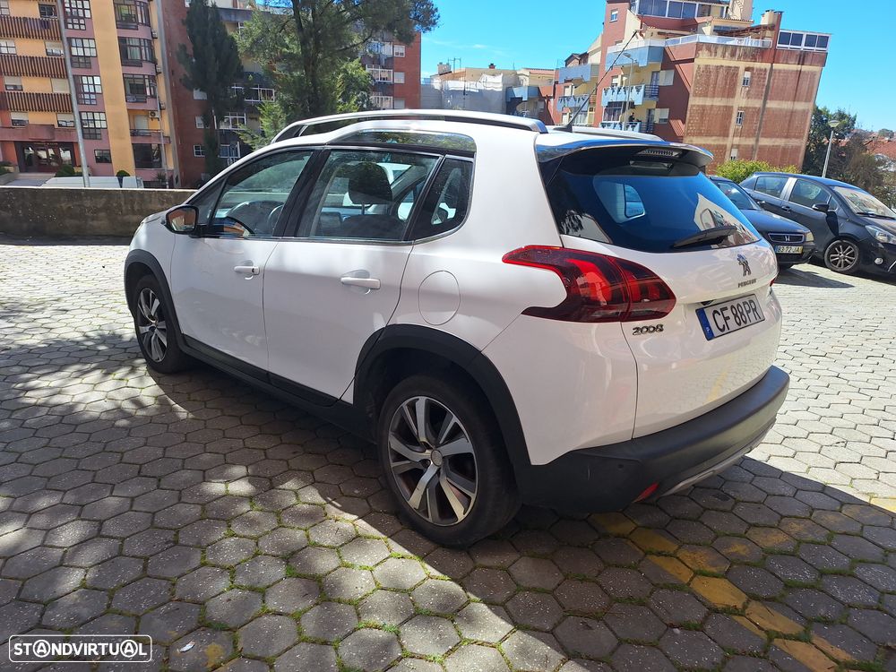 Peugeot 2008 1.2 PureTech Allure - 2