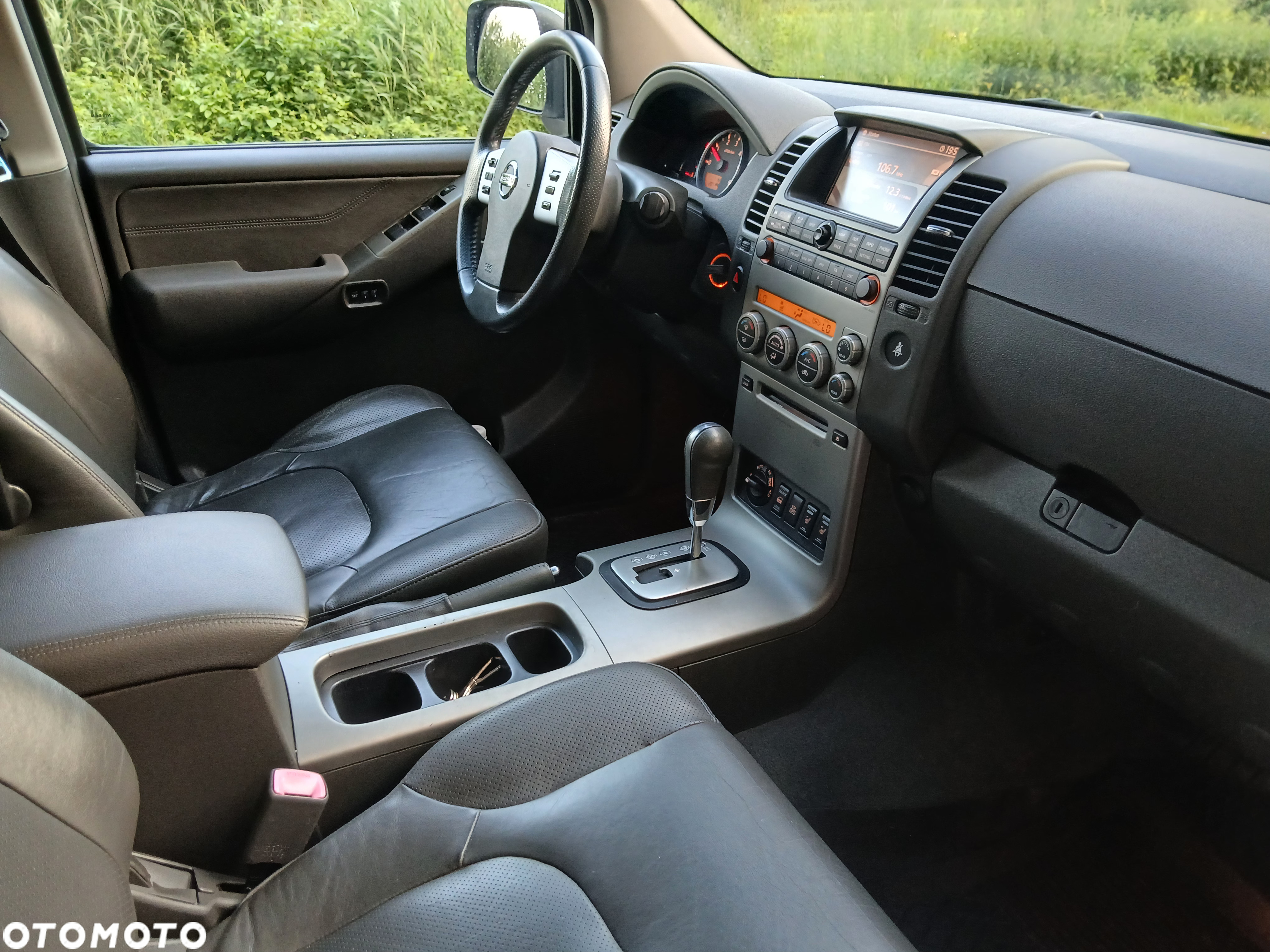 Nissan Pathfinder 2.5 dCi Platinum - 17