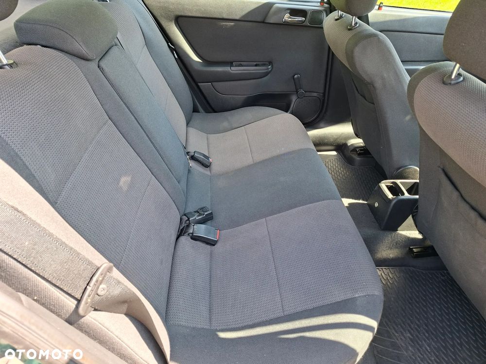 Opel Astra 2.0 DTI - 14