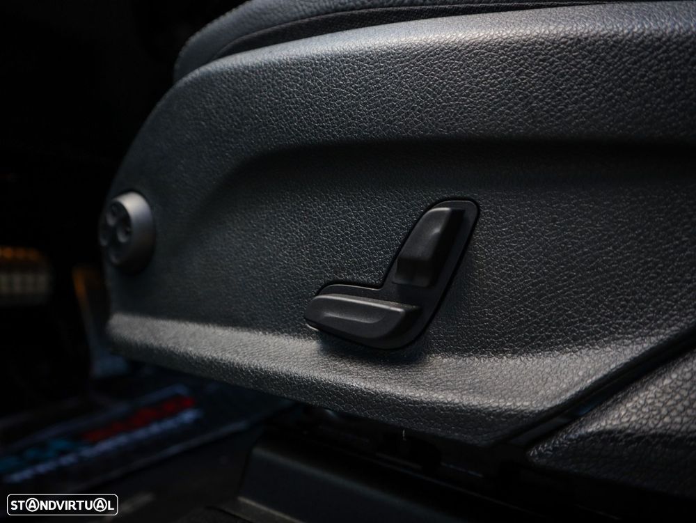 Mercedes-Benz GLC 300 de Coupe 4Matic 9G-TRONIC AMG Line - 31