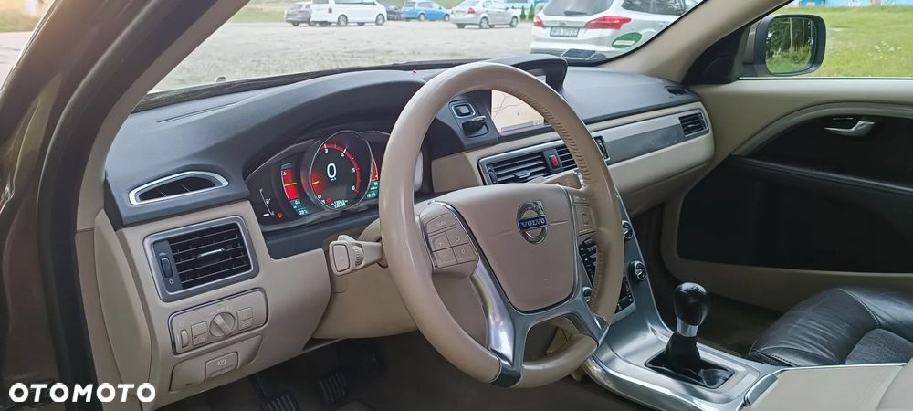 Volvo XC 70 D4 AWD Summum - 6