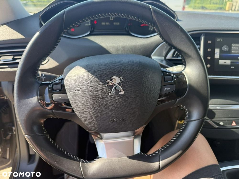 Peugeot 308 PureTech 110 Stop & Start Style - 23