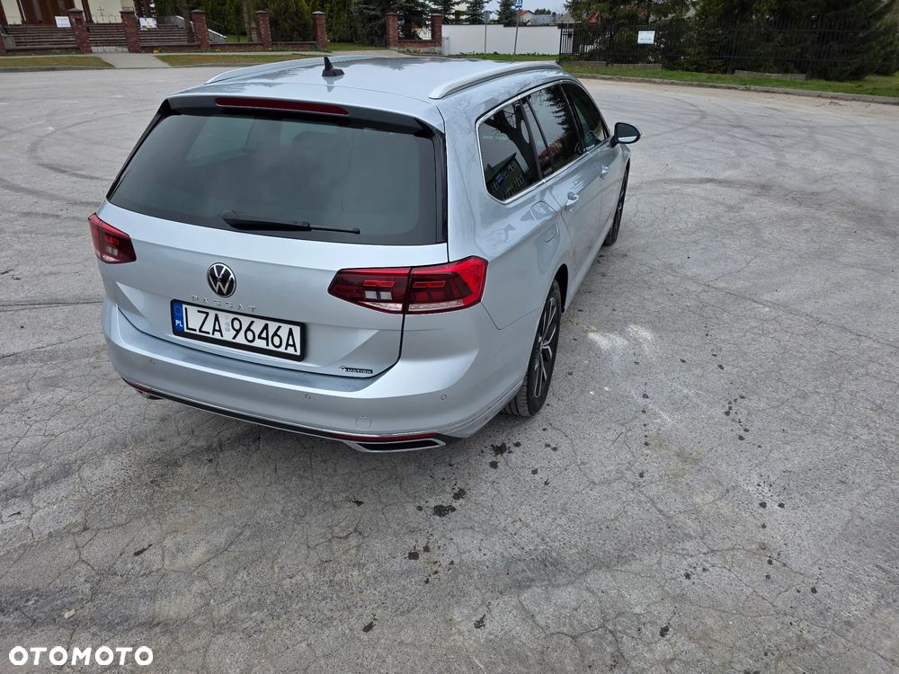 Volkswagen Passat 2.0 TDI SCR DSG 4Motion Business - 10
