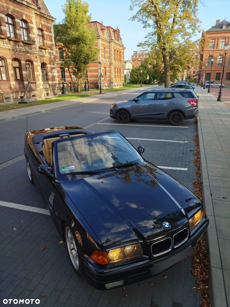 BMW Seria 3 - 35