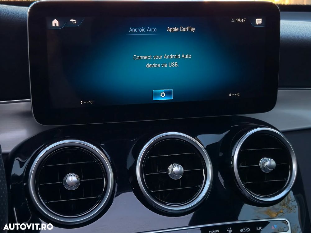 Mercedes-Benz GLC 300 e 4Matic 9G-TRONIC Edition AMG Line - 29