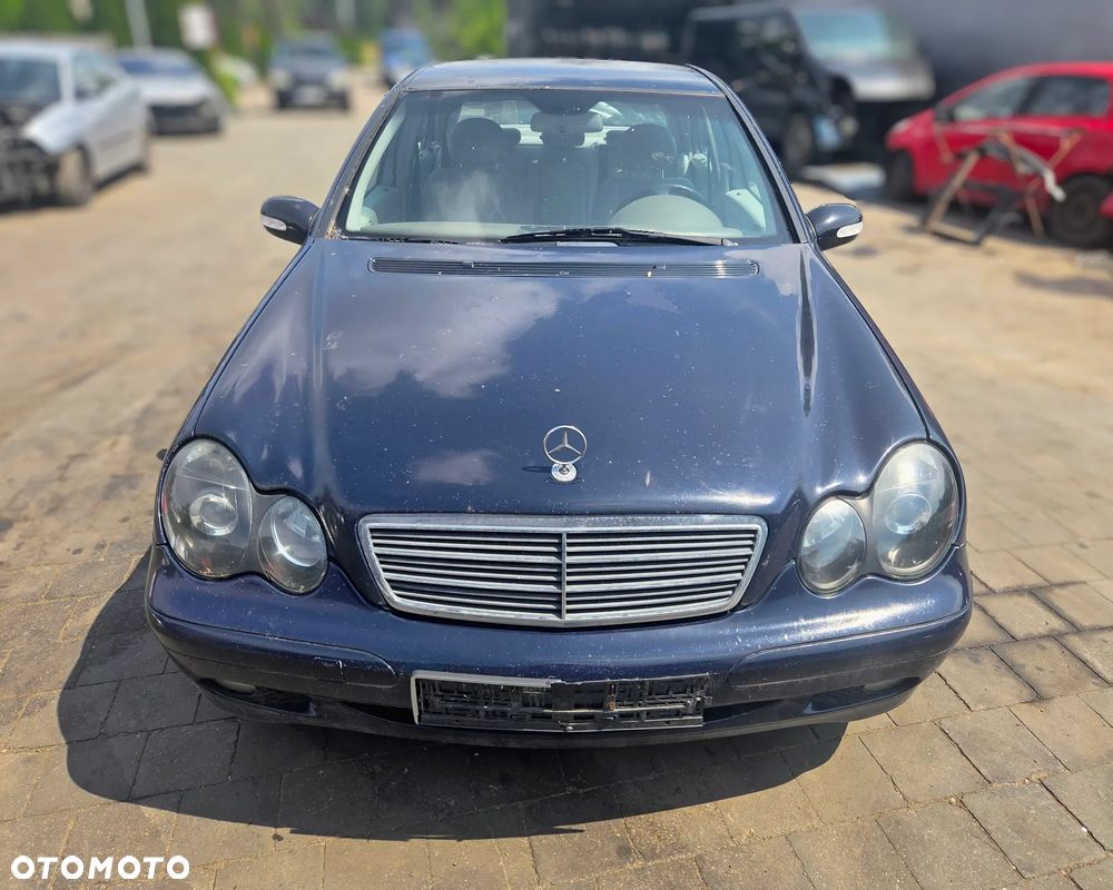 Mercedes-Benz C W203 C200  2.0 Kompressor 2000 na części - 4
