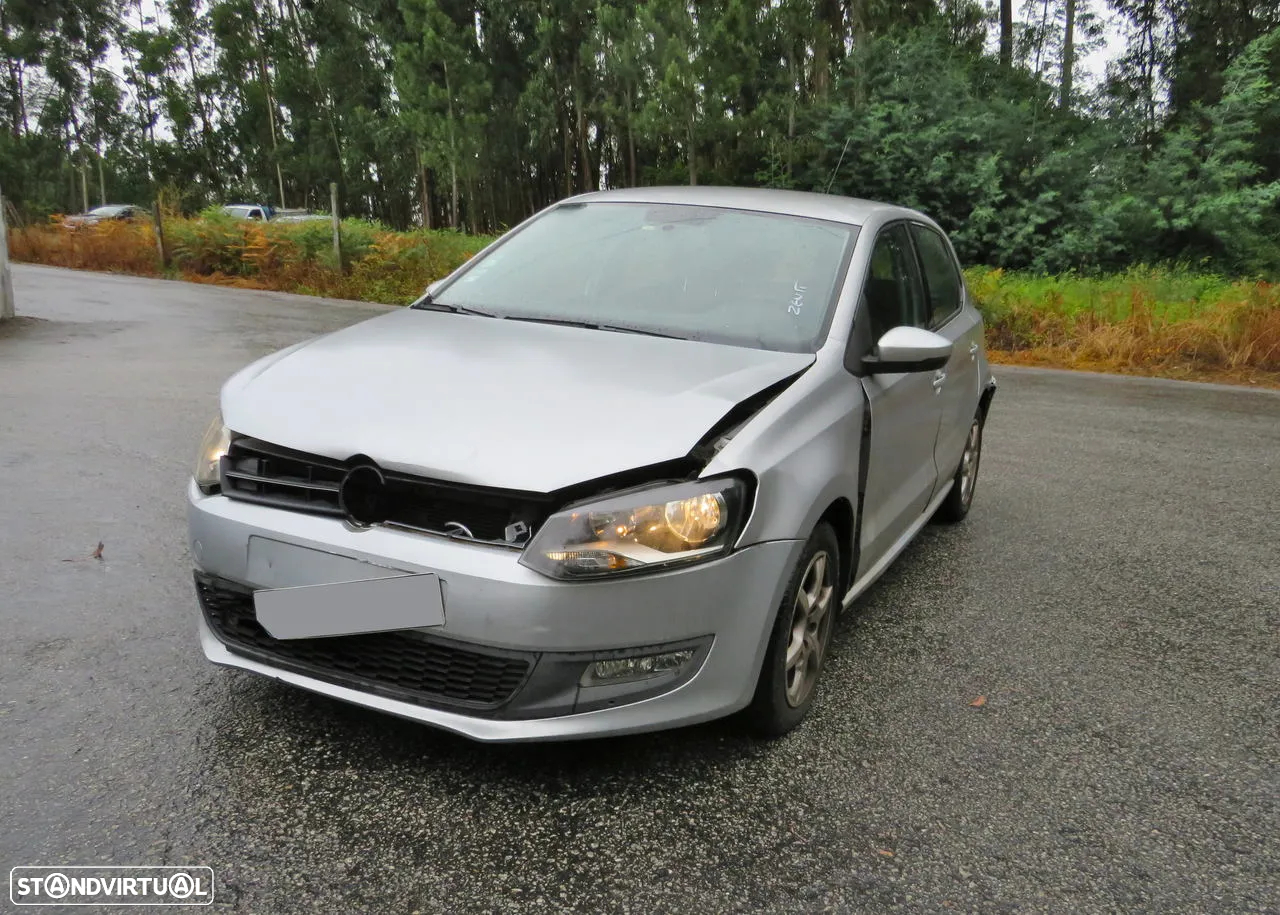 Volkswagen Polo 1,6 TDI (90CV) de 2010 - Peças Usadas (8501) - 2