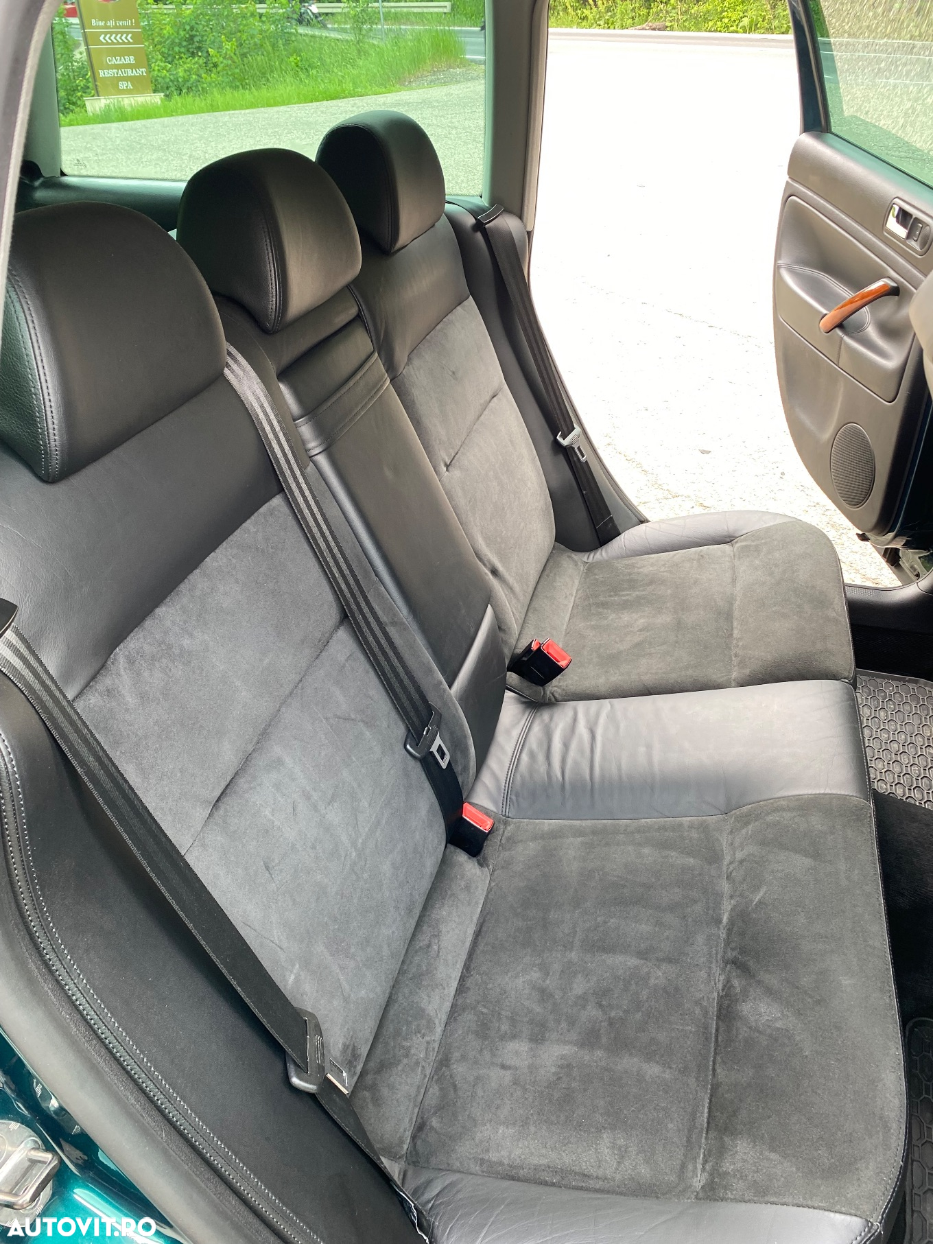 Volkswagen Passat Variant 1.9 TDI Highline - 20