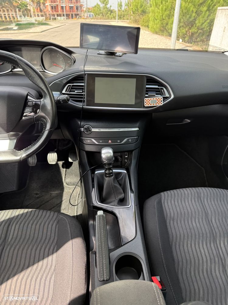 Peugeot 308 - 12