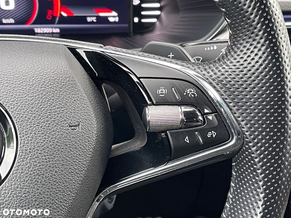 Skoda Superb 2.0 TSI Sportline DSG - 12