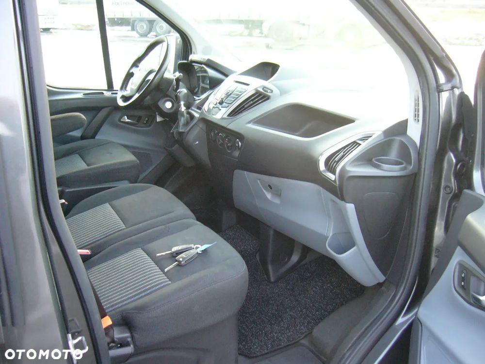 Ford Transit Custom L1H1 2,0 Tdci 130Ps EURO6 - 10