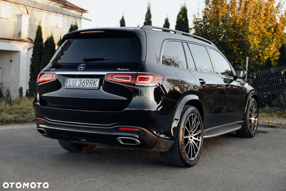 Mercedes-Benz GLS - 12