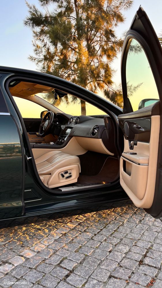 Jaguar XJ 3.0 D V6 Premium Luxury - 25