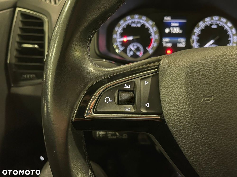 Skoda Karoq 2.0 TDI SCR 4x4 Style - 28