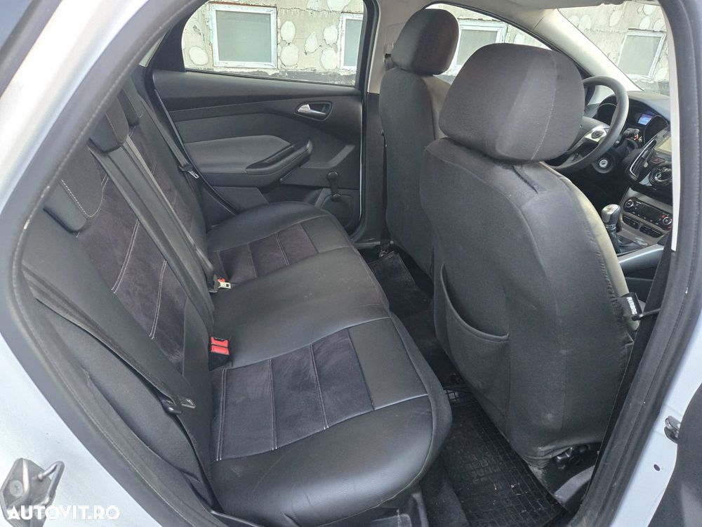 Ford Focus 1.0 EcoBoost Sport - 13