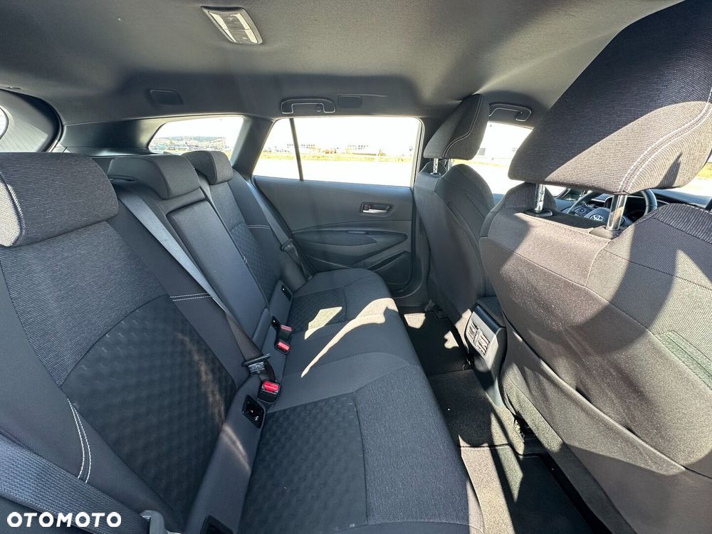 Toyota Corolla 1.8 Hybrid Comfort - 13