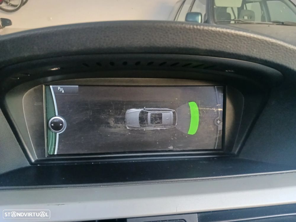 BMW 318 d Navigation - 36
