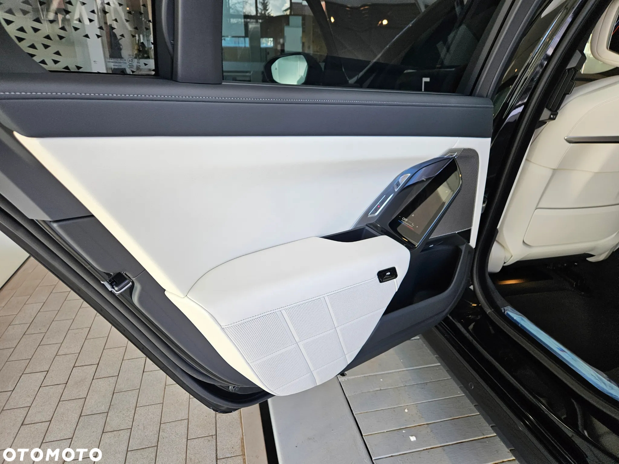 BMW Seria 7 - 10