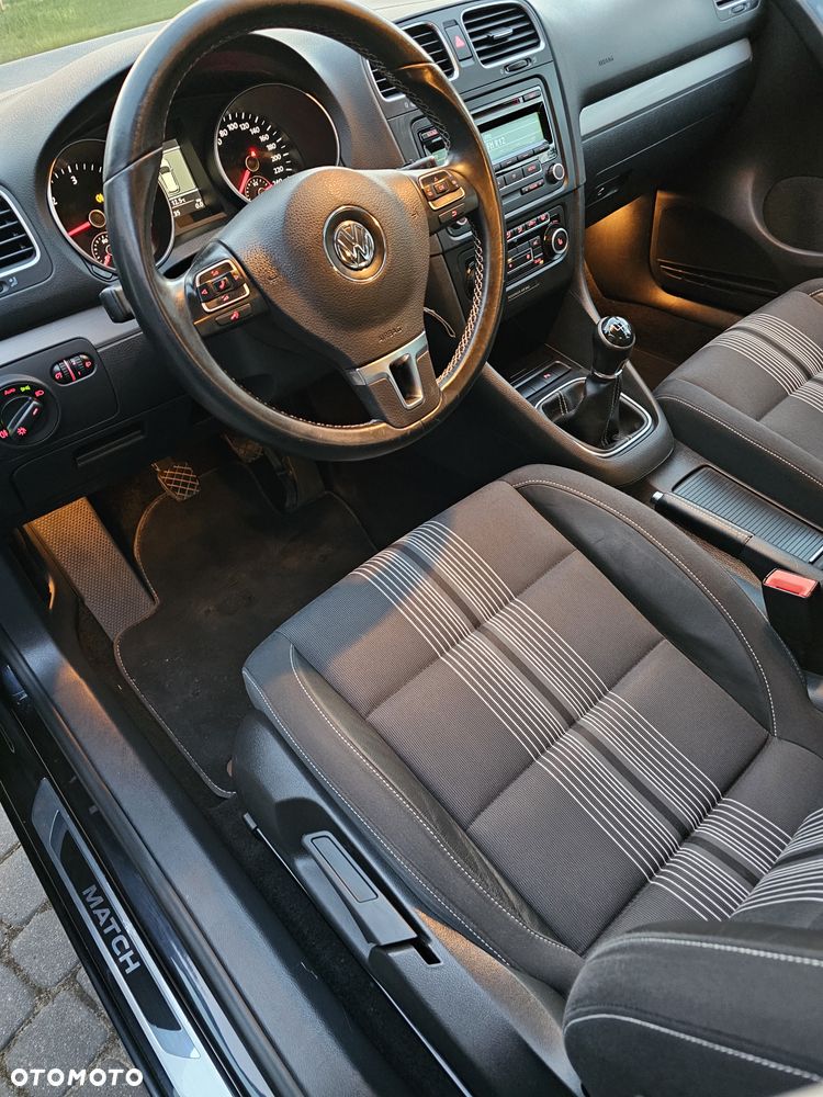 Volkswagen Golf 1.6 TDI DPF BlueMotion Technology MATCH - 25