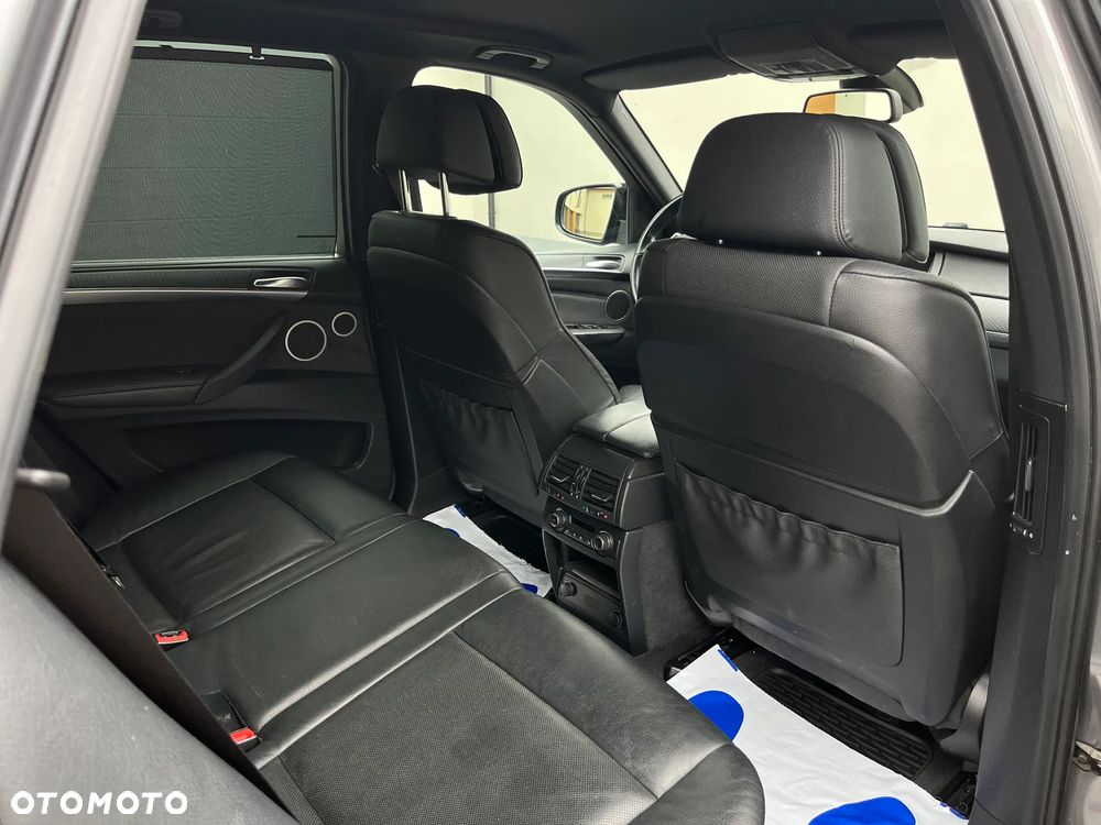 BMW X5 M M50d - 23