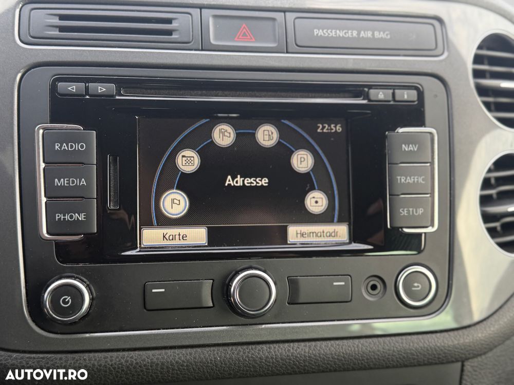 Volkswagen Tiguan 2.0 TDI DPF BlueMotion Technology Exclusive - 17