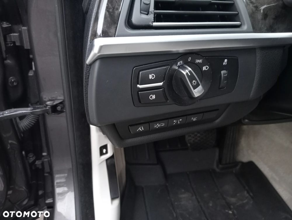 BMW Seria 6 650i xDrive - 12
