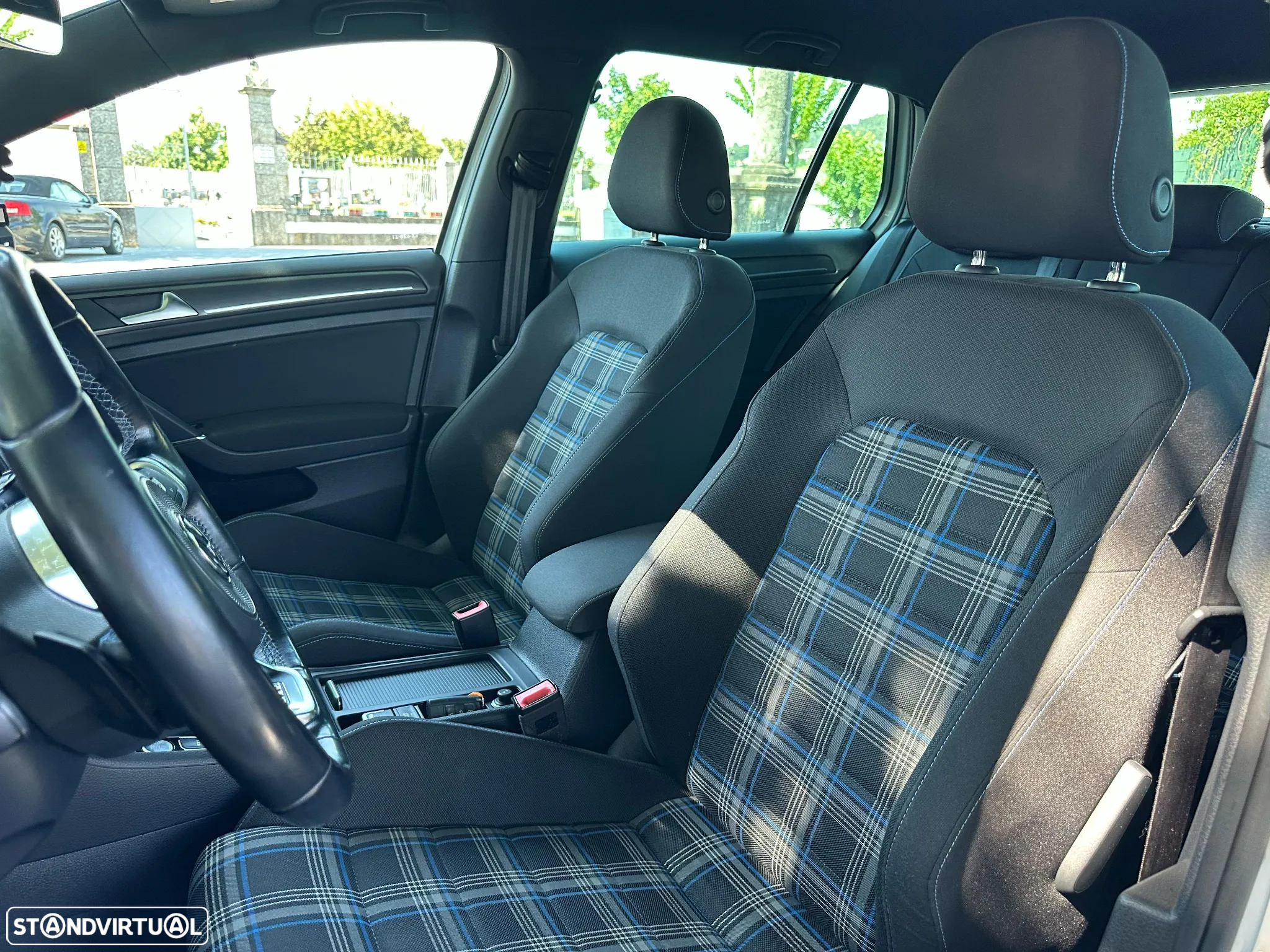 VW Golf 1.4 GTE Plug-in - 9
