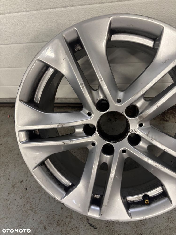 Felga aluminiowa Mercedes 5x112 8Jx17 ET48 A2124010902 - 3