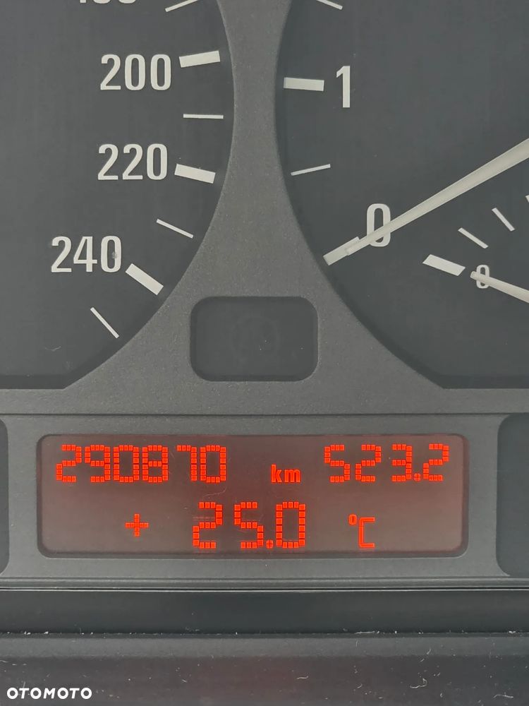BMW Seria 3 316i - 14