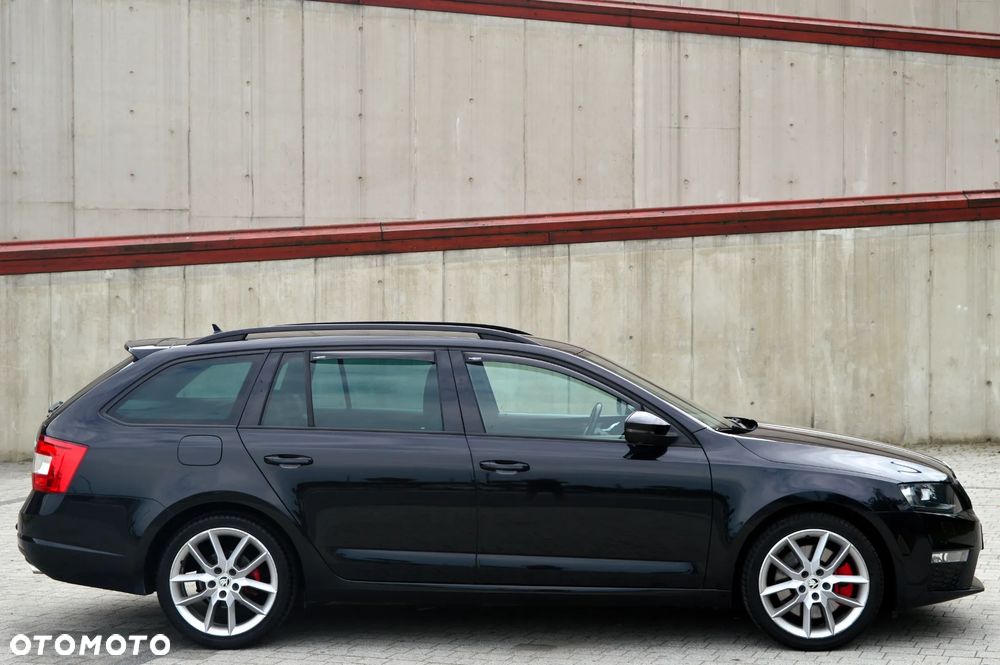 Skoda Octavia 2.0 TDI DSG RS - 8