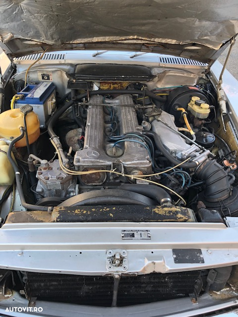 Mercedes-Benz SLC - 7