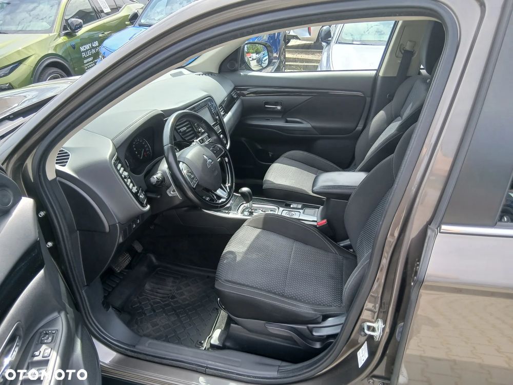 Mitsubishi Outlander 2.0 Intense Comfort 4WD CVT - 6