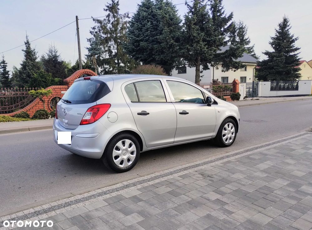 Opel Corsa - 4