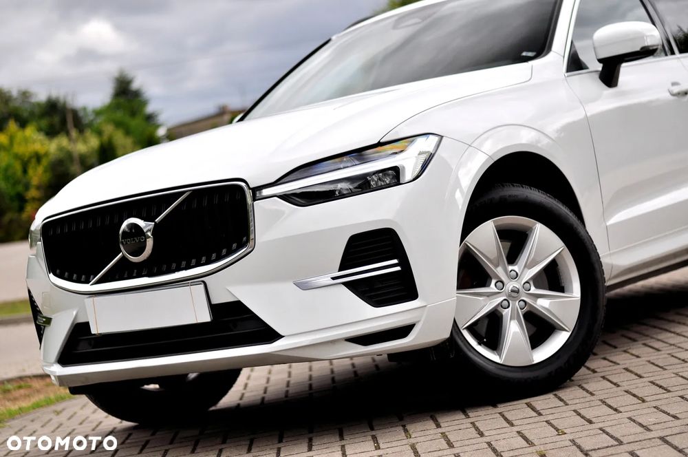 Volvo XC 60 B4 B Geartronic Momentum Pro - 9
