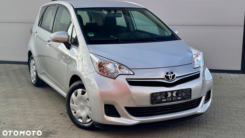 Toyota Verso S 1.33 VVT-i Cool - 11