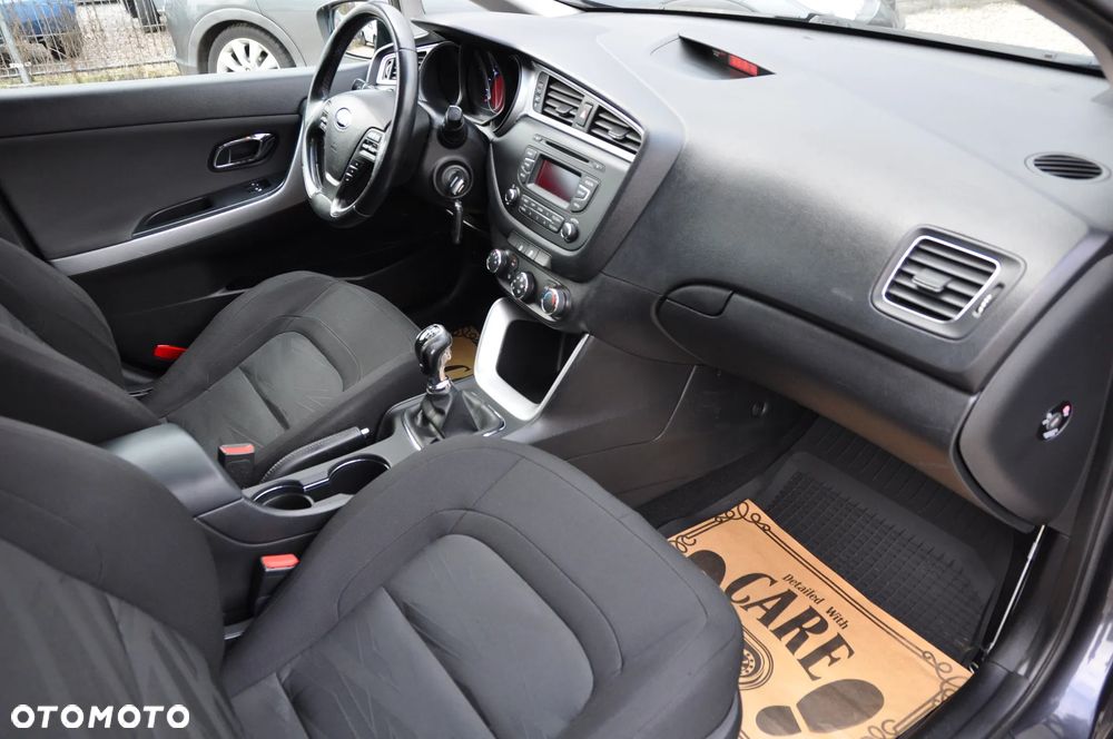 Kia Ceed 1.6 CRDi M - 9