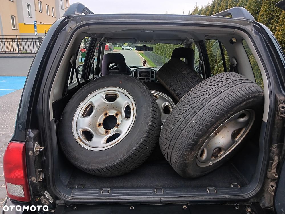 Suzuki Grand Vitara 2.5 V6 Comfort - 21