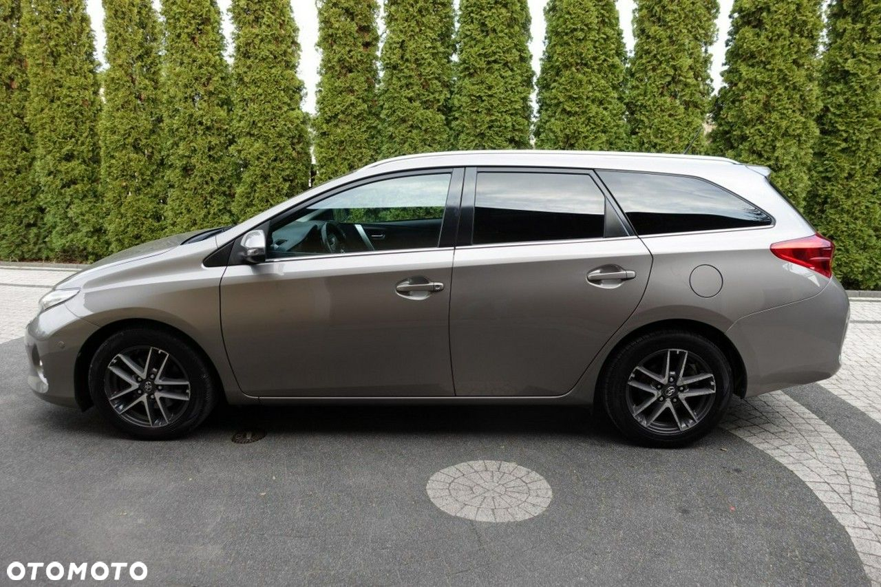 Toyota Auris - 3