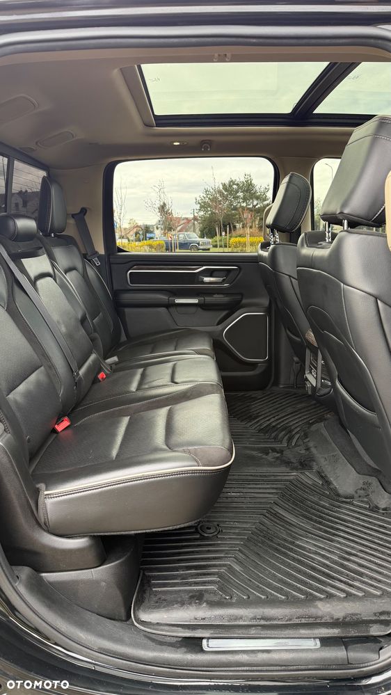 RAM 1500 Crew Cab Shortbed Laramie - 19