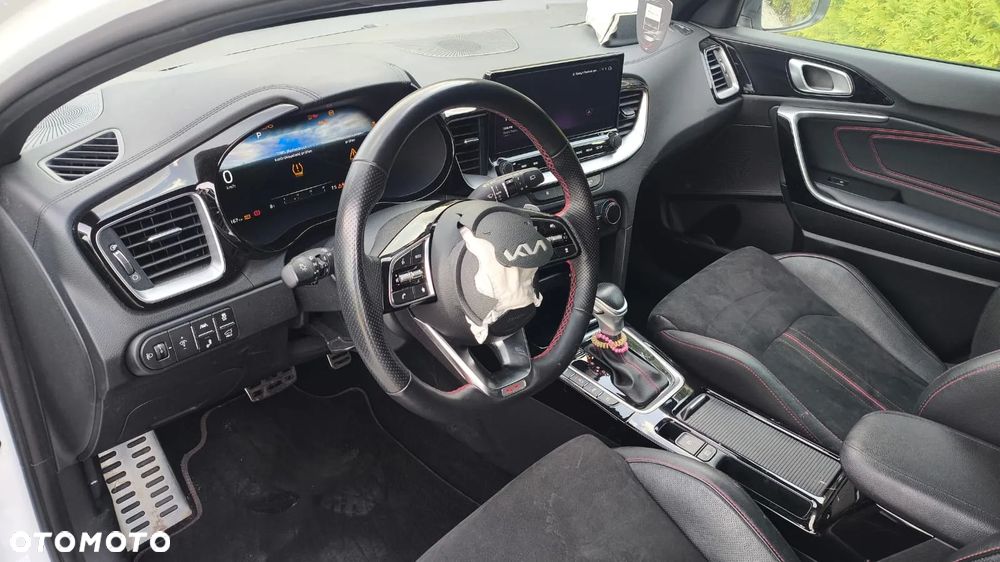 Kia ProCeed - 4