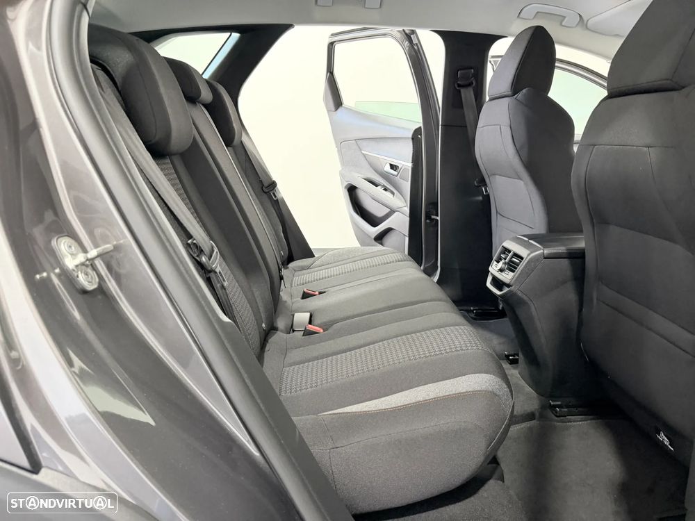 Peugeot 3008 1.5 BlueHDi Active Pack - 44