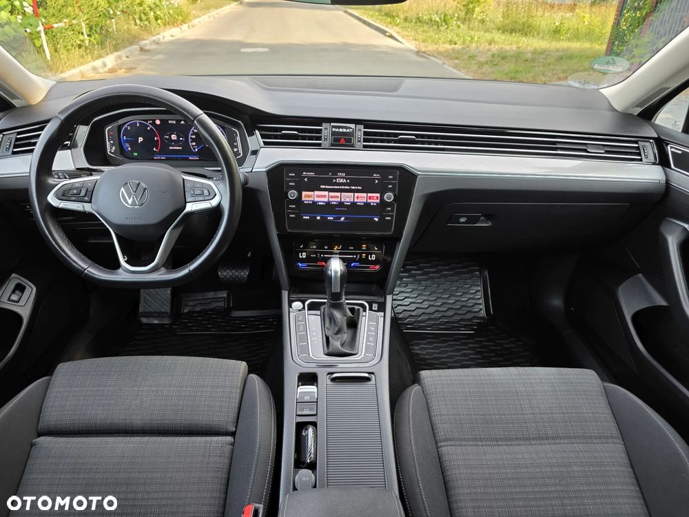 Volkswagen Passat - 6